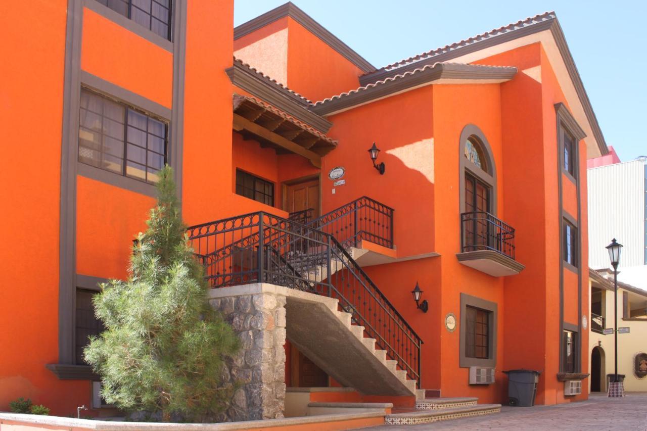 Hotel Suites El Paseo Ciudad Juárez Esterno foto