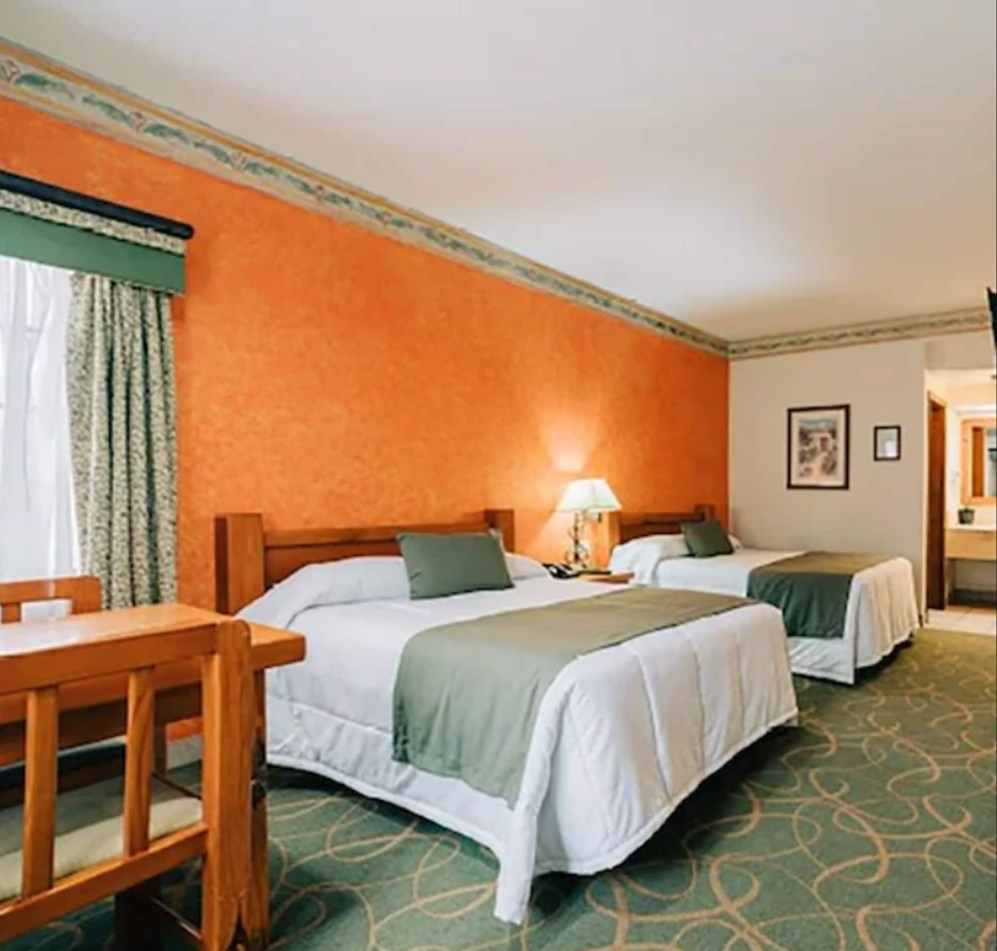 Hotel Suites El Paseo Ciudad Juárez Esterno foto